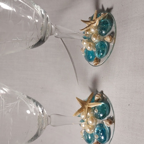 Handmade Shell Art Wine Glasses Dessert Glasses Set of 2 Floral Etched Design - Picture 6 of 8